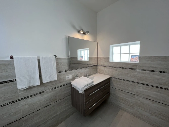 Standard Triple room with pool view