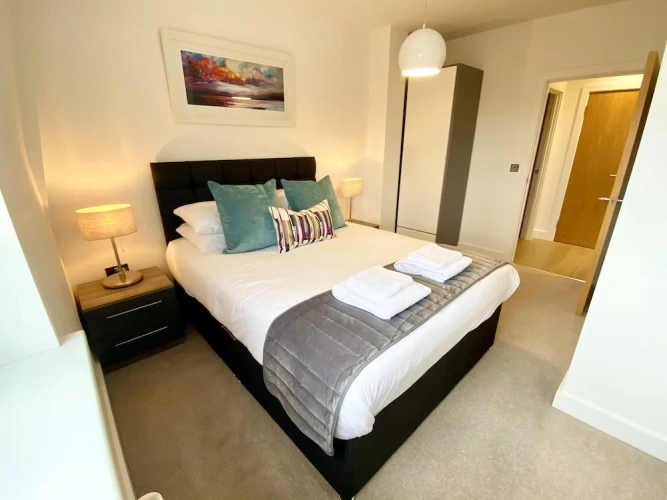 2 Bedrooms Luxury Apartment