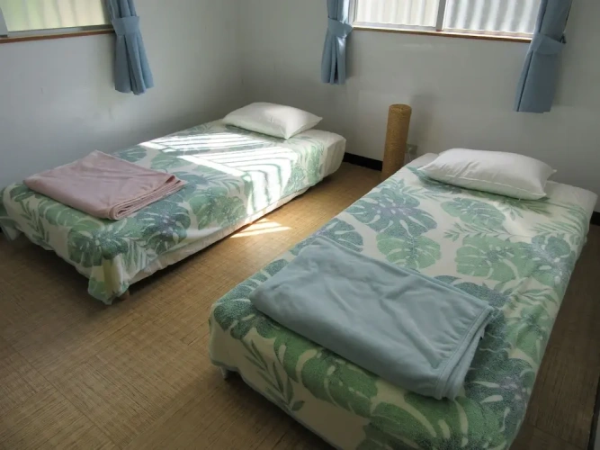 2 Bedrooms Cottage