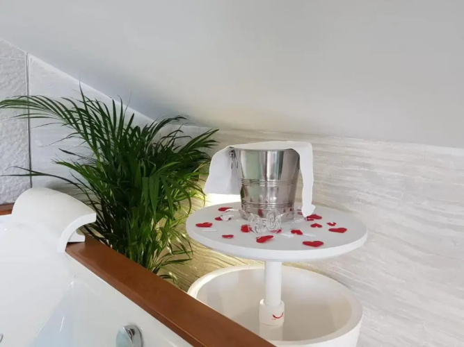 Albysuite Bed  Breakfast