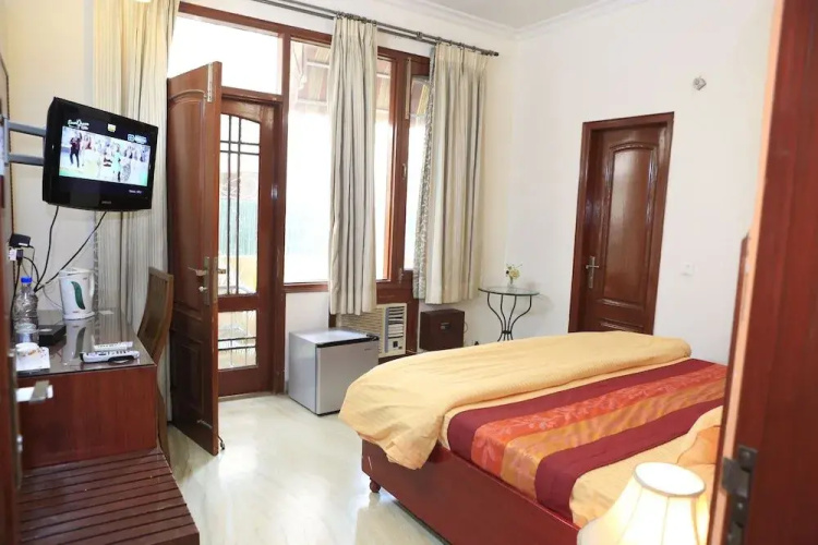 Srishti Home