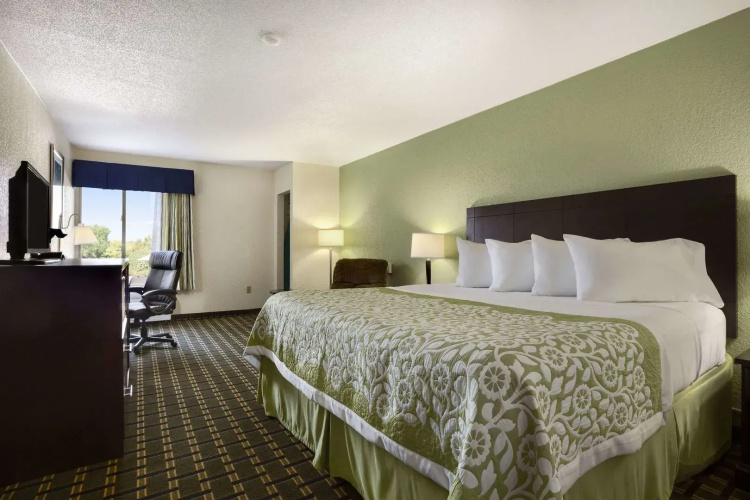 Clarion Pointe Jasper