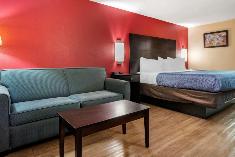 Econo Lodge Oxford near Choccolocco Park