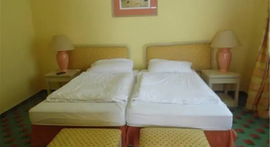 Tornácos Panzió