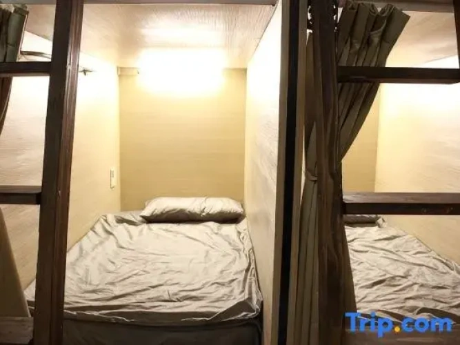 Bed in Dorm (female dorm)