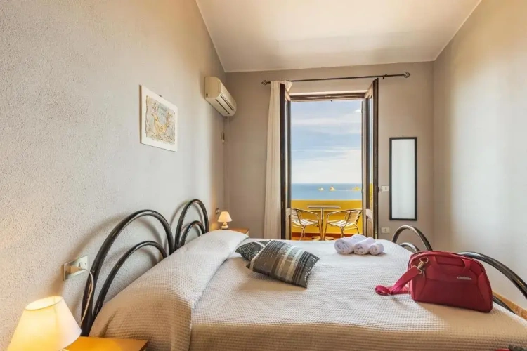 Standard Double room with balcony