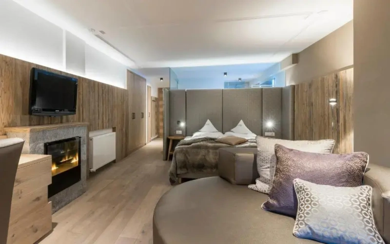 1 Bedroom Suite