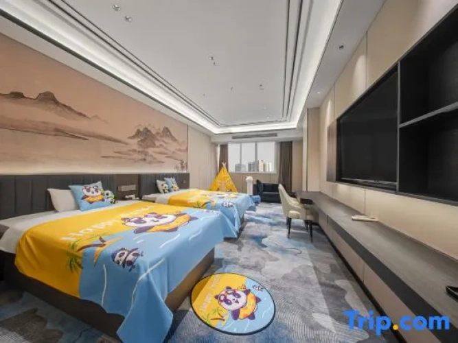 Deluxe Family Suite