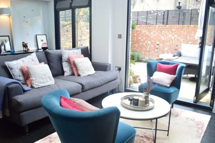 Architecturally Designed Garden Flat