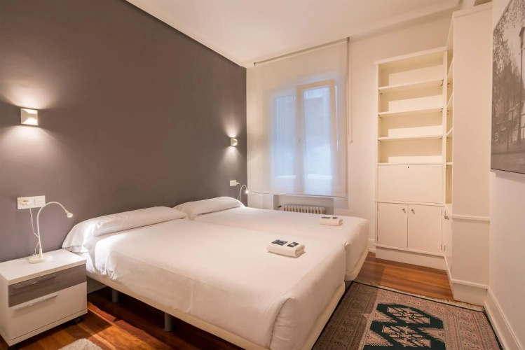Ibarrola Apartment by People Rentals