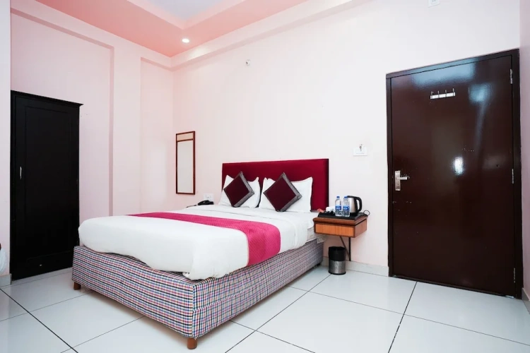 Superior room