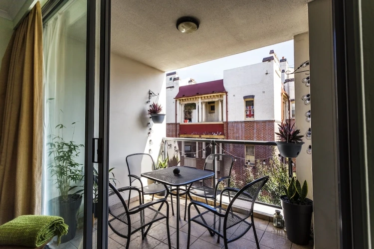 1 Bedroom Apartment with balcony