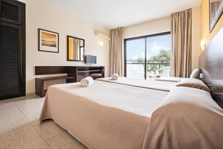 Mar Amantis II Standard Twin room
