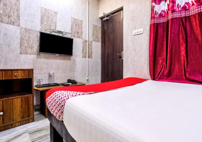 Chellam Residency
