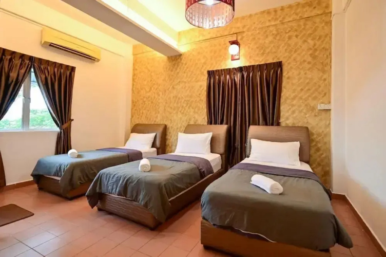 First Star Homestay