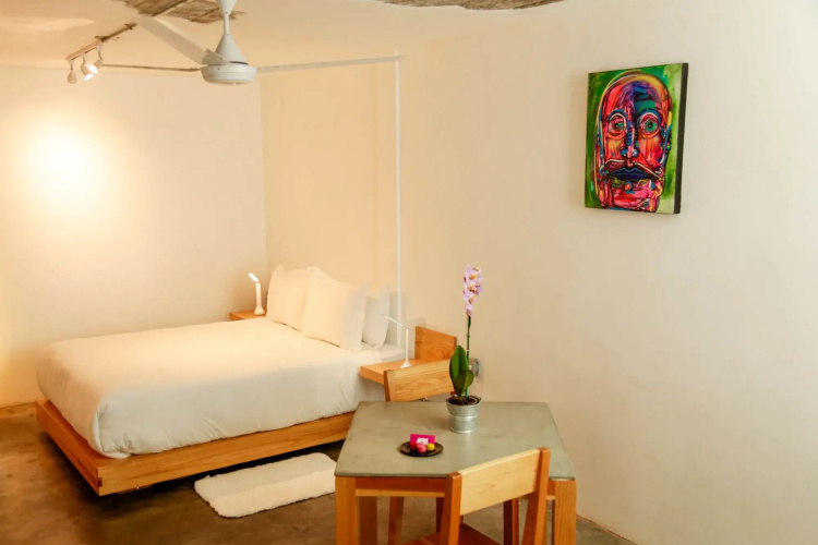 Agrado Guest House