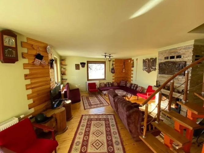Villa 80 Kodra e Diellit