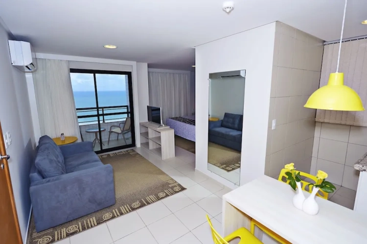 Deluxe Triple Suite