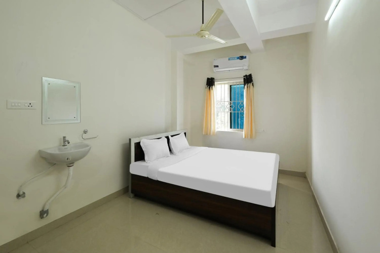 OYO 85156 Prateek A1 Residency