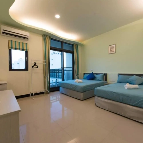 Standard Quadruple room with balcony