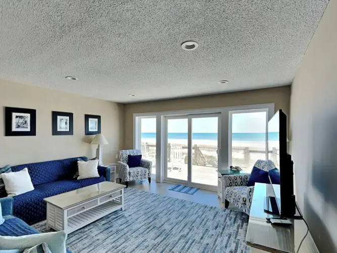 Beach Coma by Topsail Realty