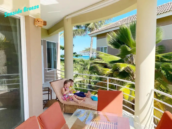 3BR Stunning penthouse / Beach front