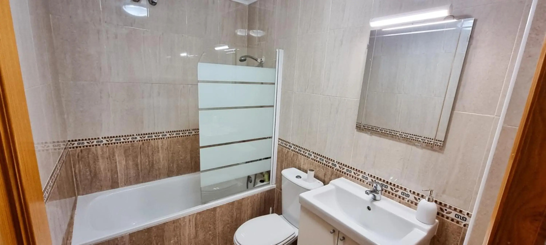 Cozy apartment 200m from the beach