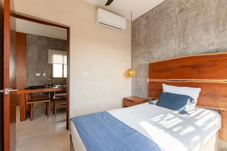 Minimalistic Coup De Coeur In Town - 2 Rooms Unit