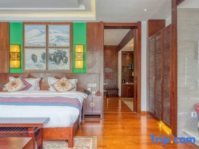 Double Suite
