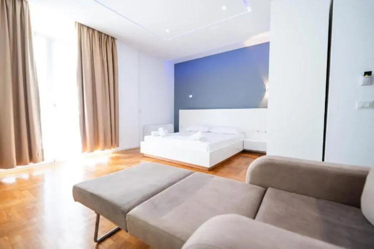 Thea Hotel