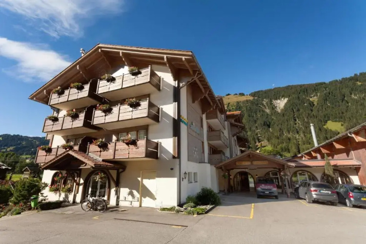 Hotel SimmenhofOver view