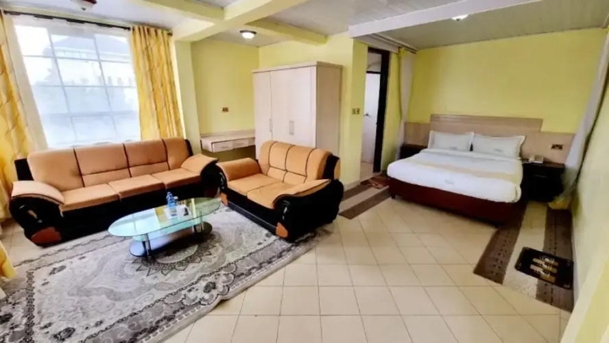 Heritage Breeze Hotel