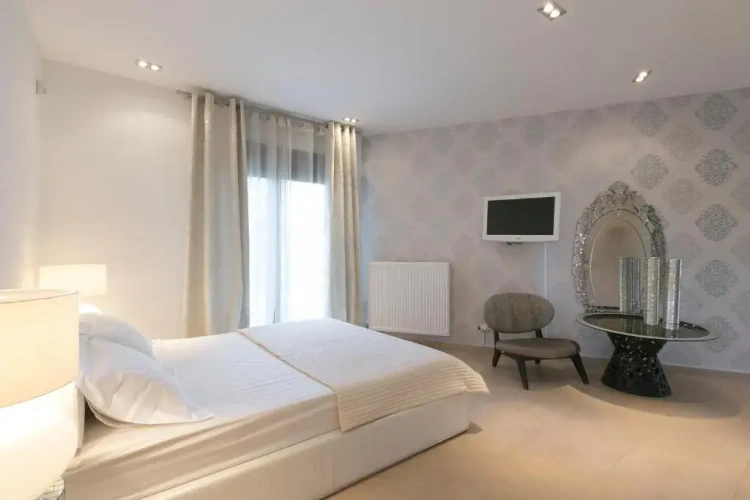 Luxury Triple room