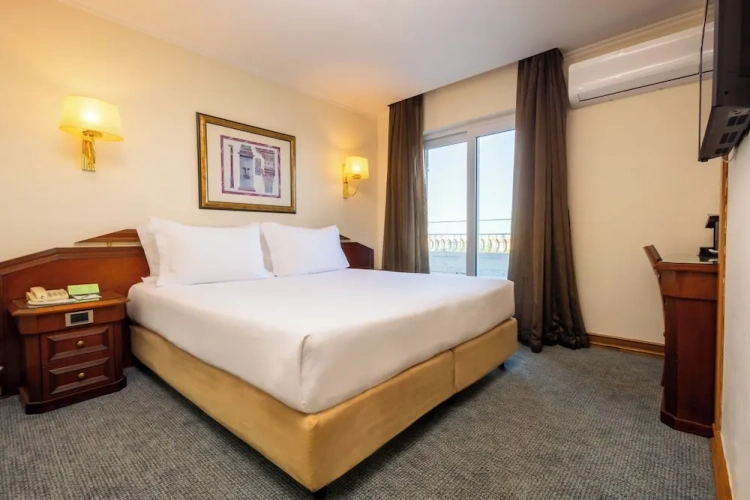 Superior Twin room with balcony