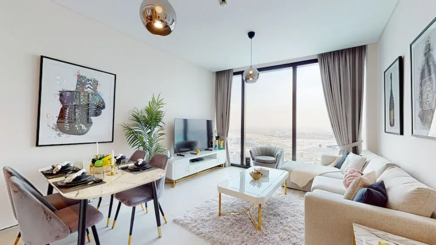 Grand Apartment with balcony