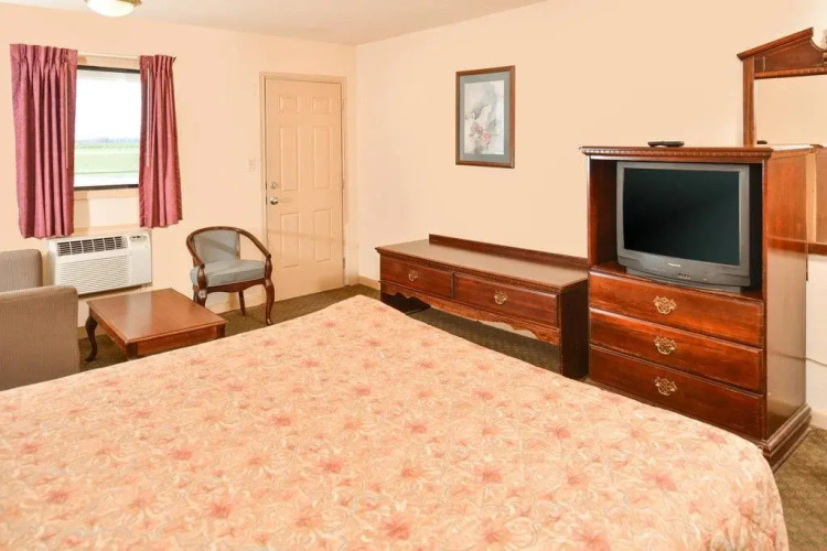 Howards Inn Motel