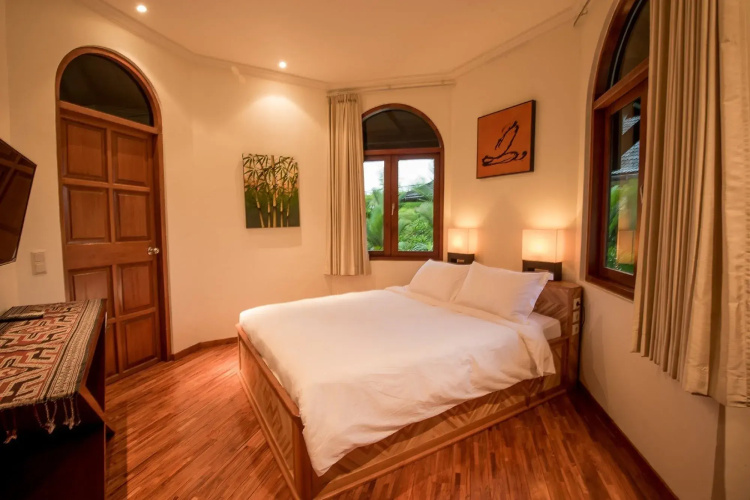 Urbanest Inn Villa