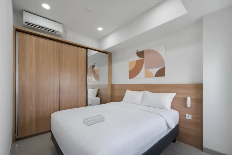 1 Bedroom Apartment with balcony