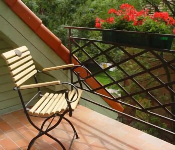 1 Bedroom Deluxe Suite with balcony