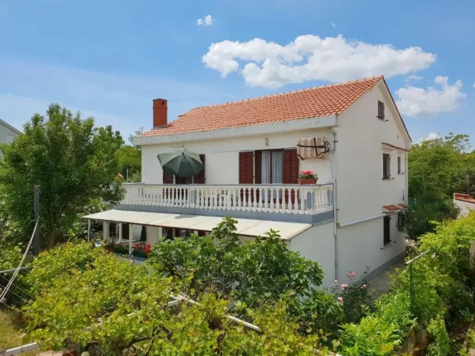 2 Bedrooms Apartment with balcony