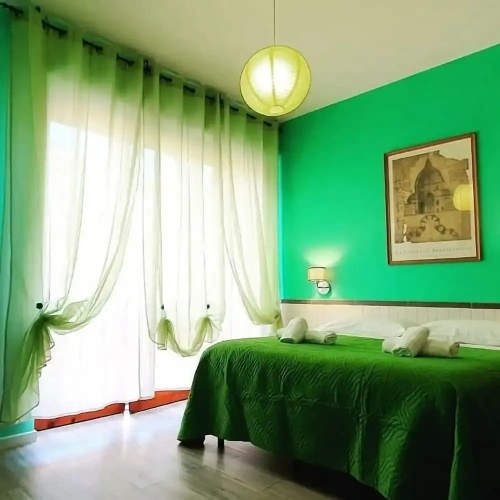 Deluxe Triple room with city view