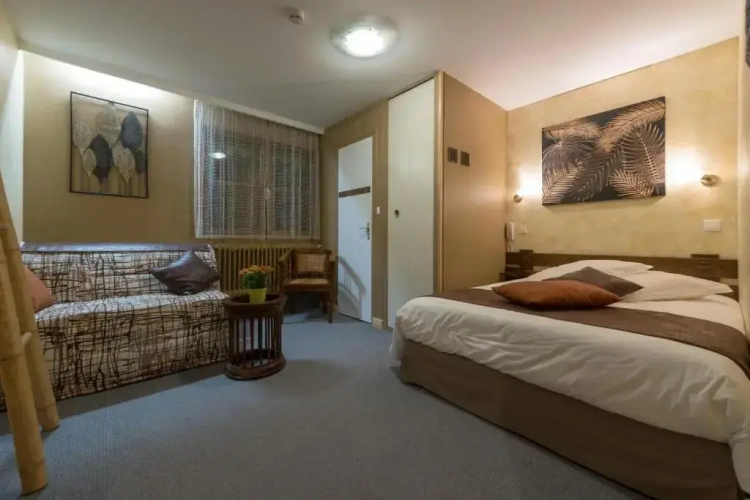 Standard Double room with view