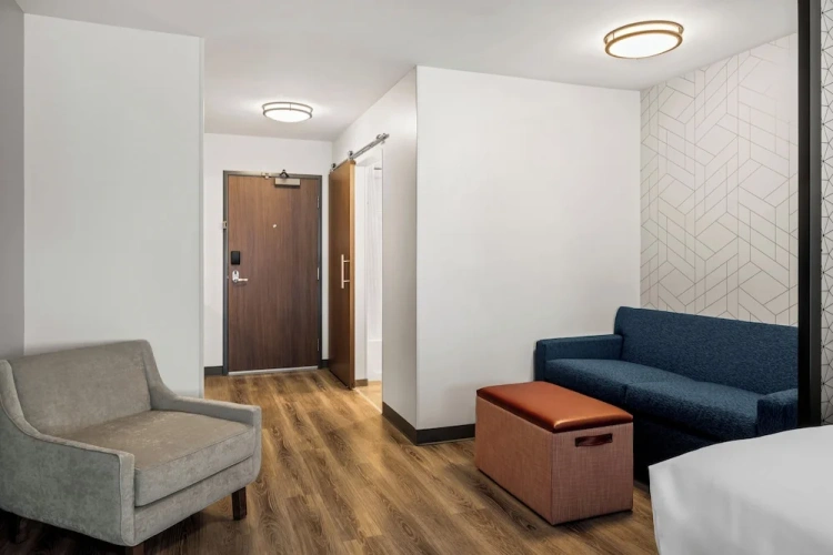 Double Suite