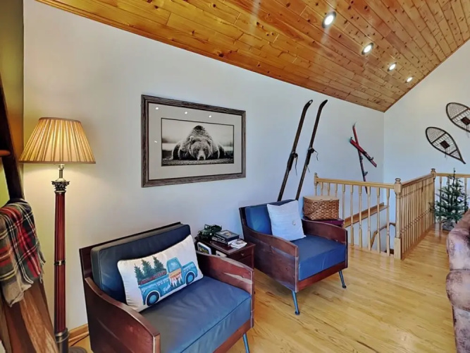 Black Pines Lodge