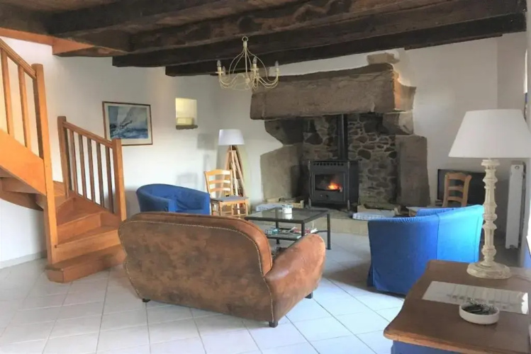 Maison bretonne rénovée WIFI avec grand jardin à TREBEURDEN - Réf 675