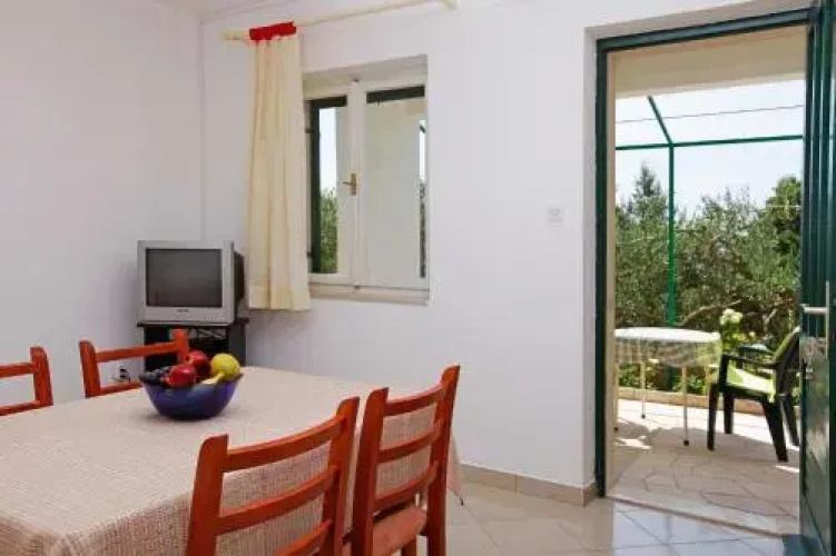 AdriaBol Apartments Katica