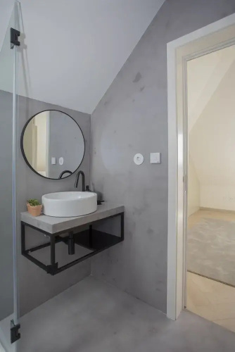 Liiiving - Luxury Beachfront Apartment V