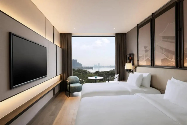 Dusit Le Palais Tu Hoa Hanoi