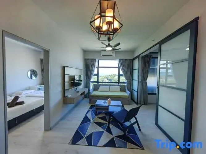 2 Bedrooms Apartment