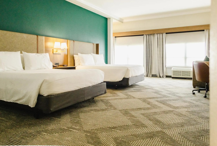 Holiday Inn Macon North by IHG